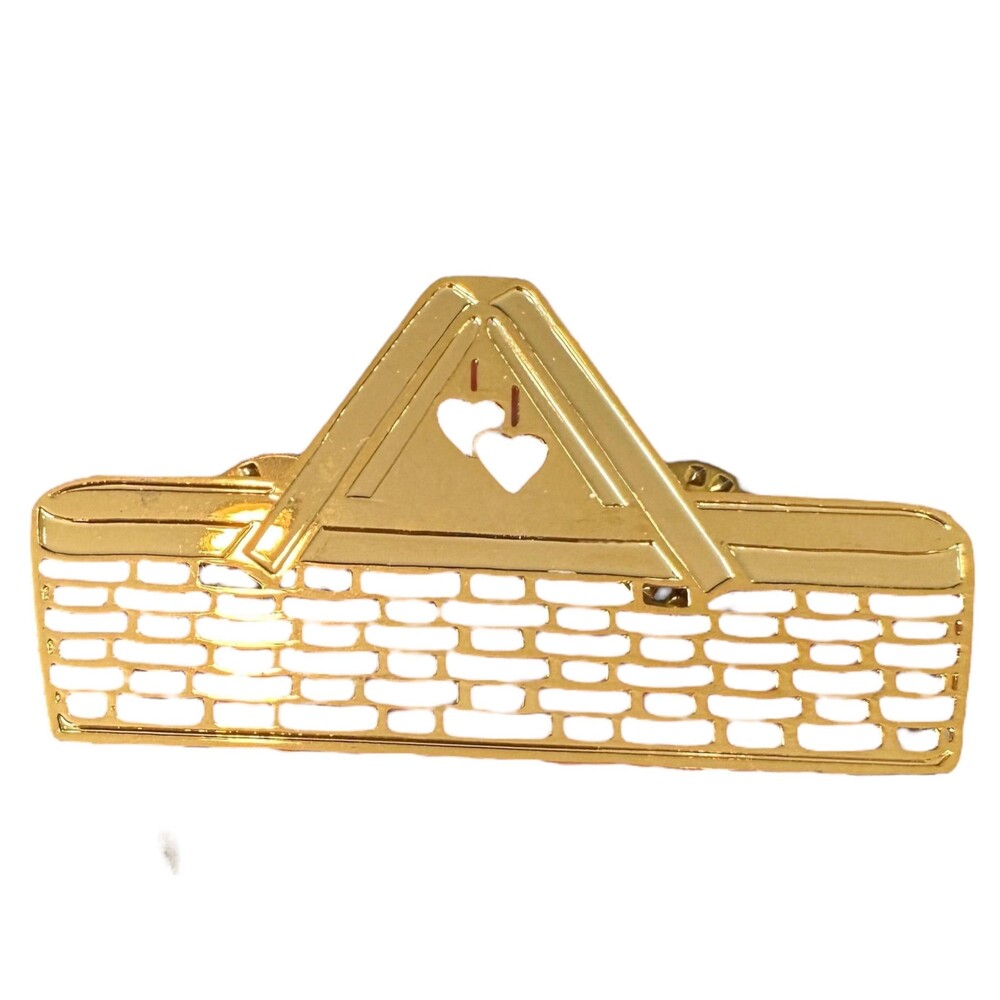 Picnic Basket Pin Brooch Gold Longaberger unique  Picnic Basket Pin